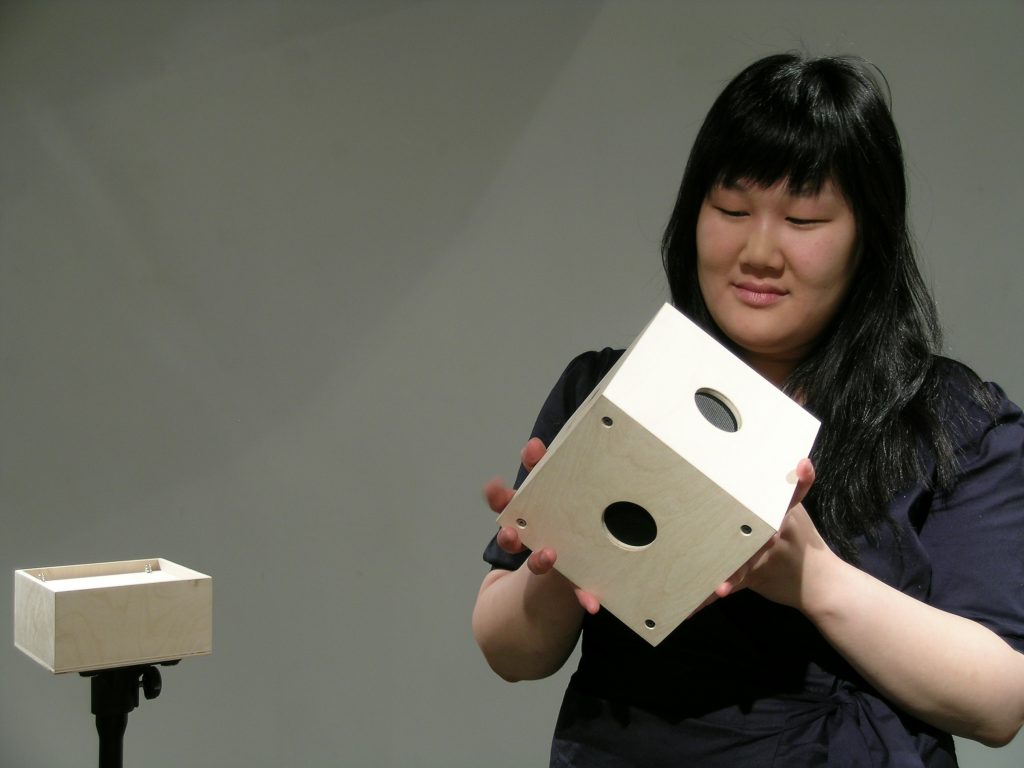 Babbling/Sounding/Noising Cubes