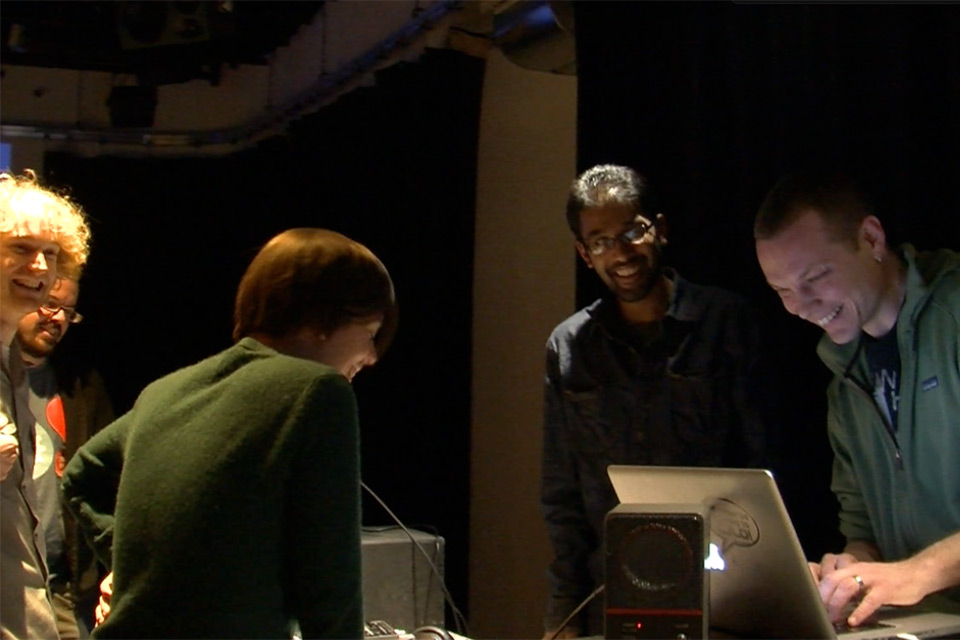 Audio Art / Audio-Mobile: Field recording, sound mapping and audio creation with mobile phones 01