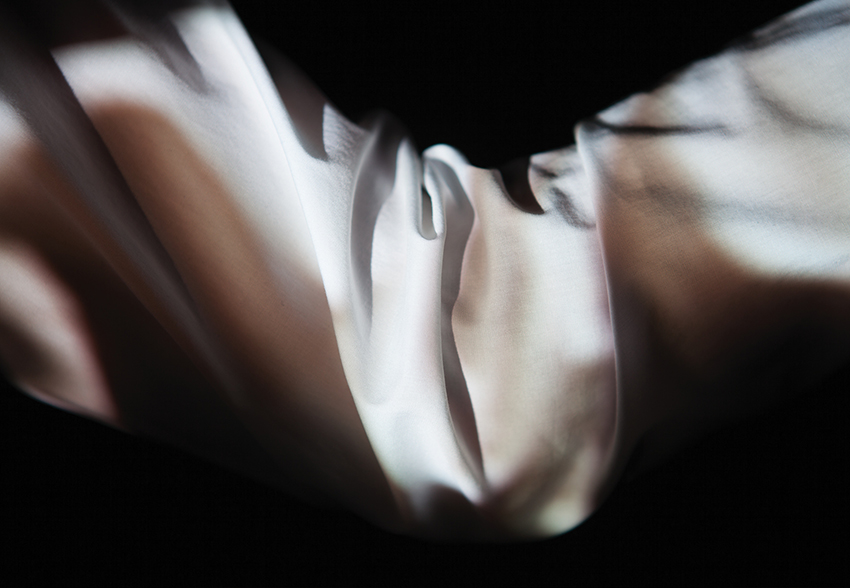 Ombre/lumière présence/absence Outils de recherche et de création pour projections vidéos