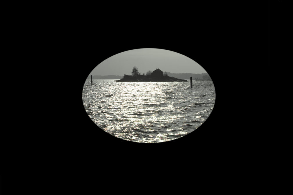 Au-delà de la terre