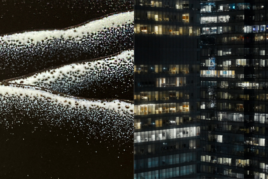 L'image est un diptyque présentant des visuels contrastés. À gauche, une texture abstraite en gros plan apparaît, avec des motifs en noir et blanc ressemblant à du sable ou à des particules s'écoulant en lignes ondulées, évoquant un phénomène naturel ou cosmique. À droite, une photographie d'un immeuble moderne de nuit montre une grille de fenêtres éclairées et sombres, révélant des aperçus de l'intérieur des bureaux et créant un paysage urbain structuré. La juxtaposition souligne les contrastes entre les textures organiques et les structures urbaines.
